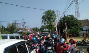 Kemacetan Jalur Pantura Banyuwangi - Situbondo