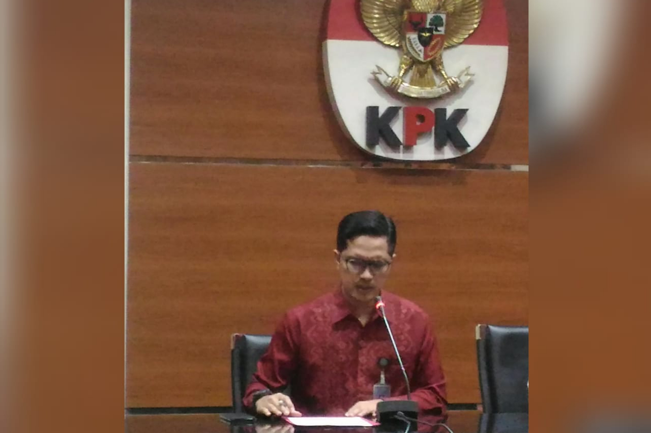 KPK dan Polri Buru Penyebar Hoax Surat Pemanggilan Jendral Tito