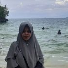Miris, Ekonomi Dijunjung, Ibadah Dibendung. Opini Sulastri